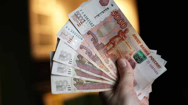  Правозащитник описал схему возврата денег за страховку с комиссией 